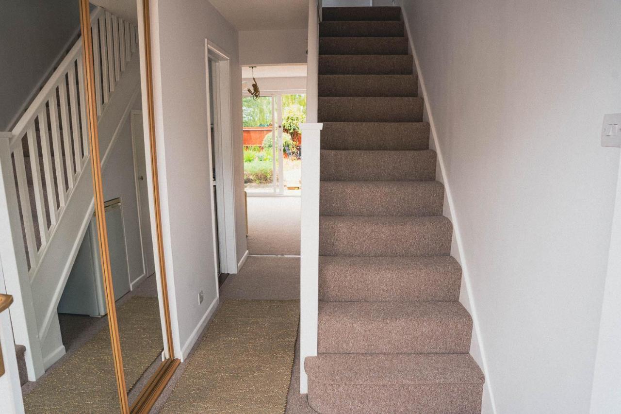2 Bed House, Sleeps 6, Dog Friendly, Close To A14 M11, With Garden & Parking Long Stay Work Contractor Leisure, Jade CBG Esterno foto