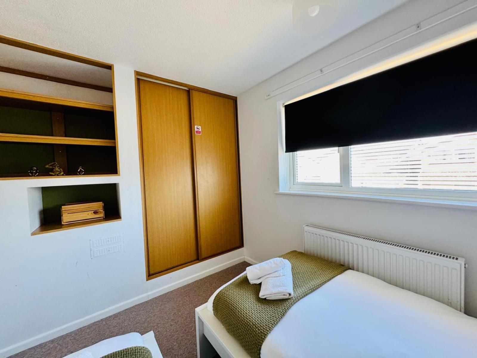 2 Bed House, Sleeps 6, Dog Friendly, Close To A14 M11, With Garden & Parking Long Stay Work Contractor Leisure, Jade CBG Esterno foto