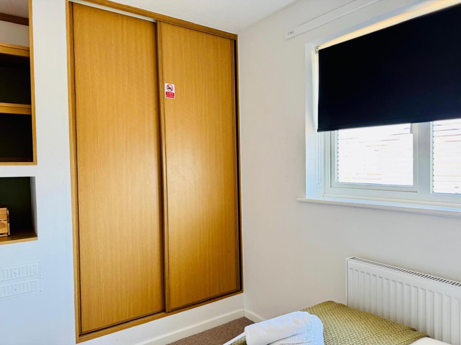 2 Bed House, Sleeps 6, Dog Friendly, Close To A14 M11, With Garden & Parking Long Stay Work Contractor Leisure, Jade CBG Esterno foto