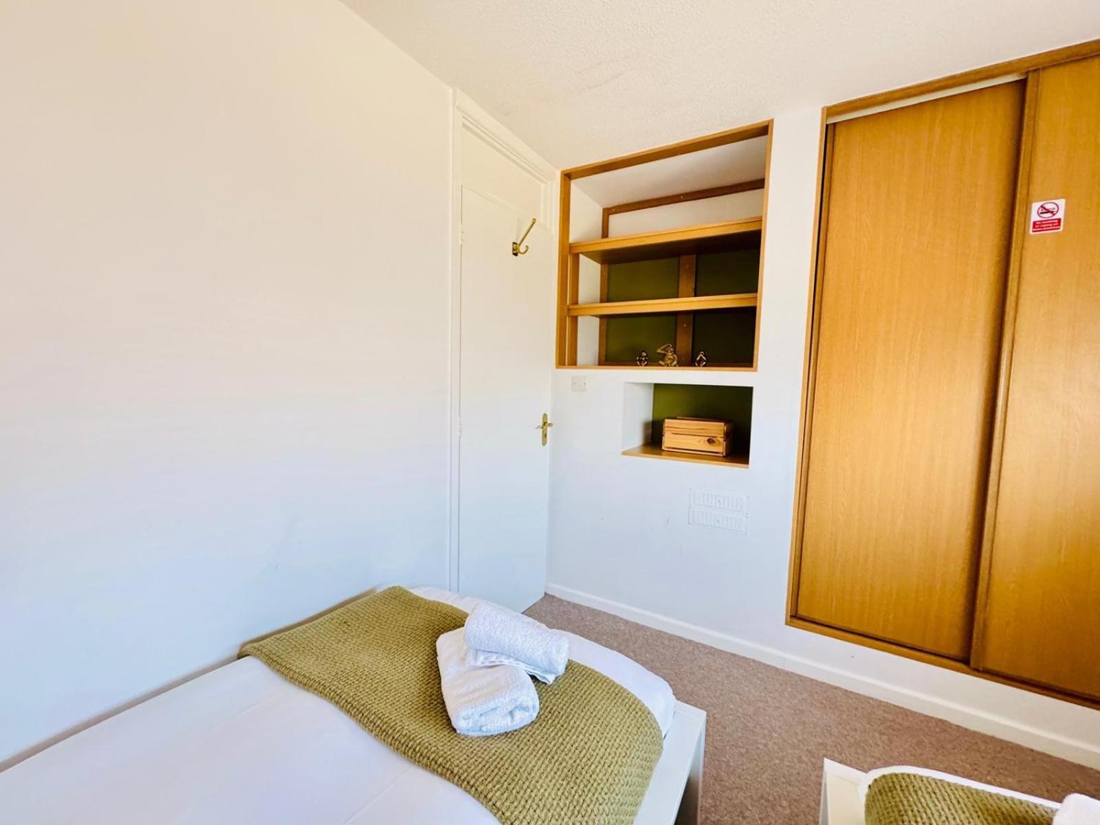 2 Bed House, Sleeps 6, Dog Friendly, Close To A14 M11, With Garden & Parking Long Stay Work Contractor Leisure, Jade CBG Esterno foto